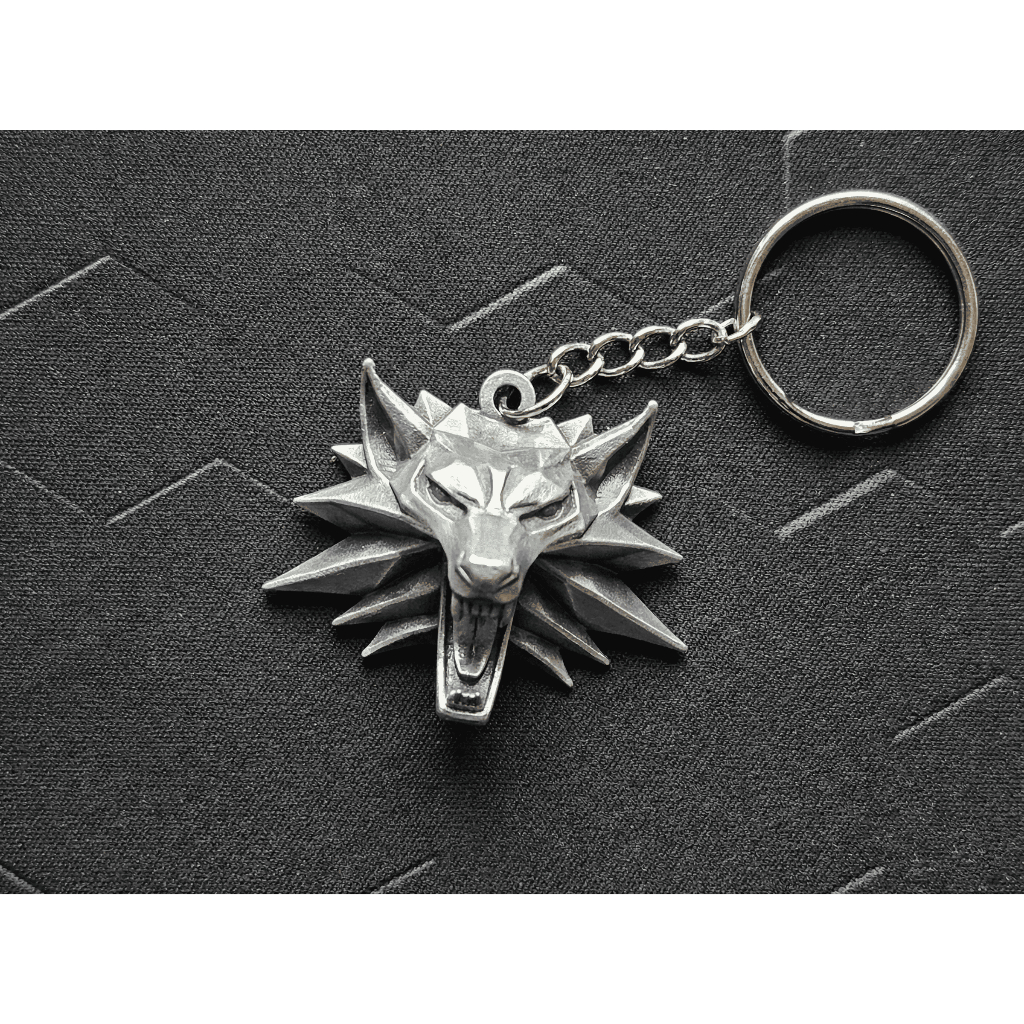 Chaveiro Medalhão The Witcher 3 4 do Lobo Geralt ou Lince Lynx Ciri 3D Premium em Design Detalhado pra Fãs