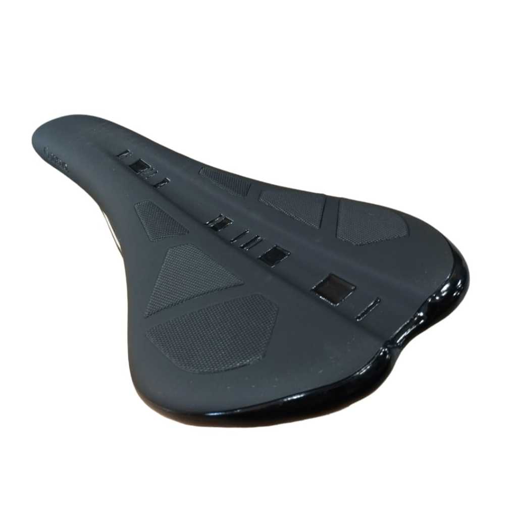Selim Velo Pro Com Grip E Ergonomia All Mountain