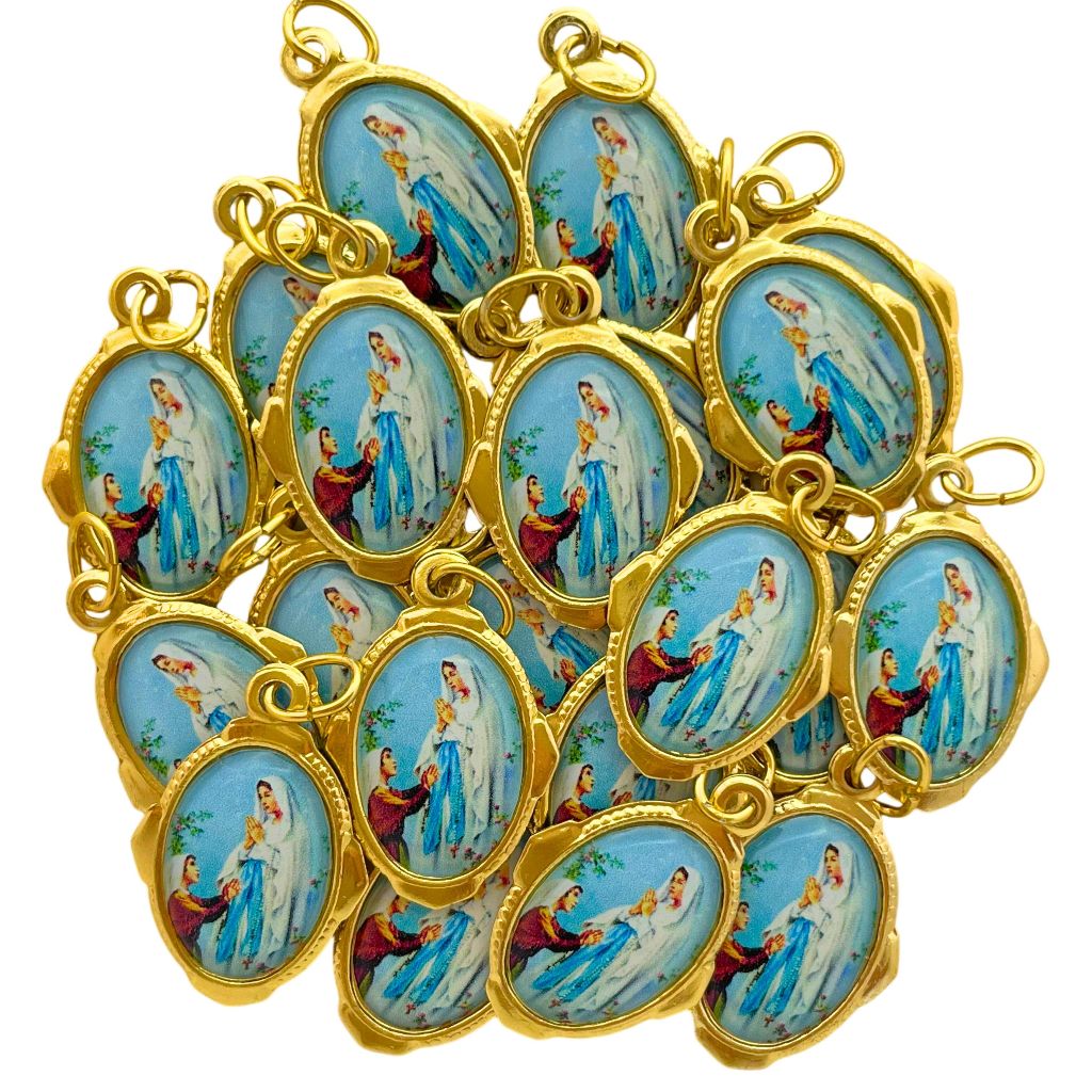 100 Unidades Medalhinha Nossa Senhora De Lourdes - Medalha em Oferta na Shopee