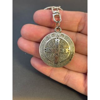 Chaveiro São Bento Medalha com Mosquetão em Oferta na Shopee