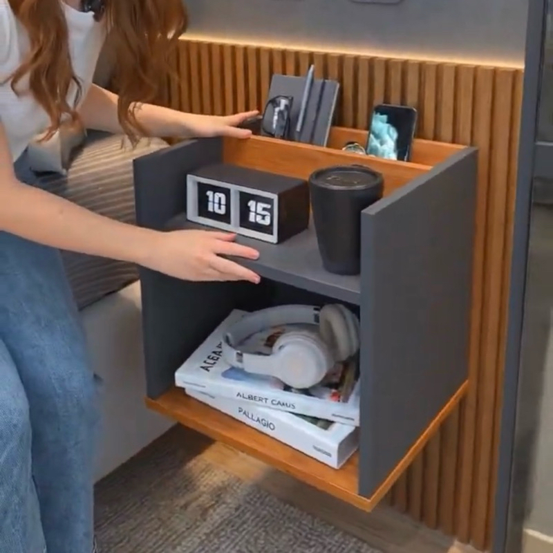 Mesa de Cabeceira Madri Suspensa Mudo Nicho Retro Quarto Com Porta Celular Objetos Varias Cores pegue e monte