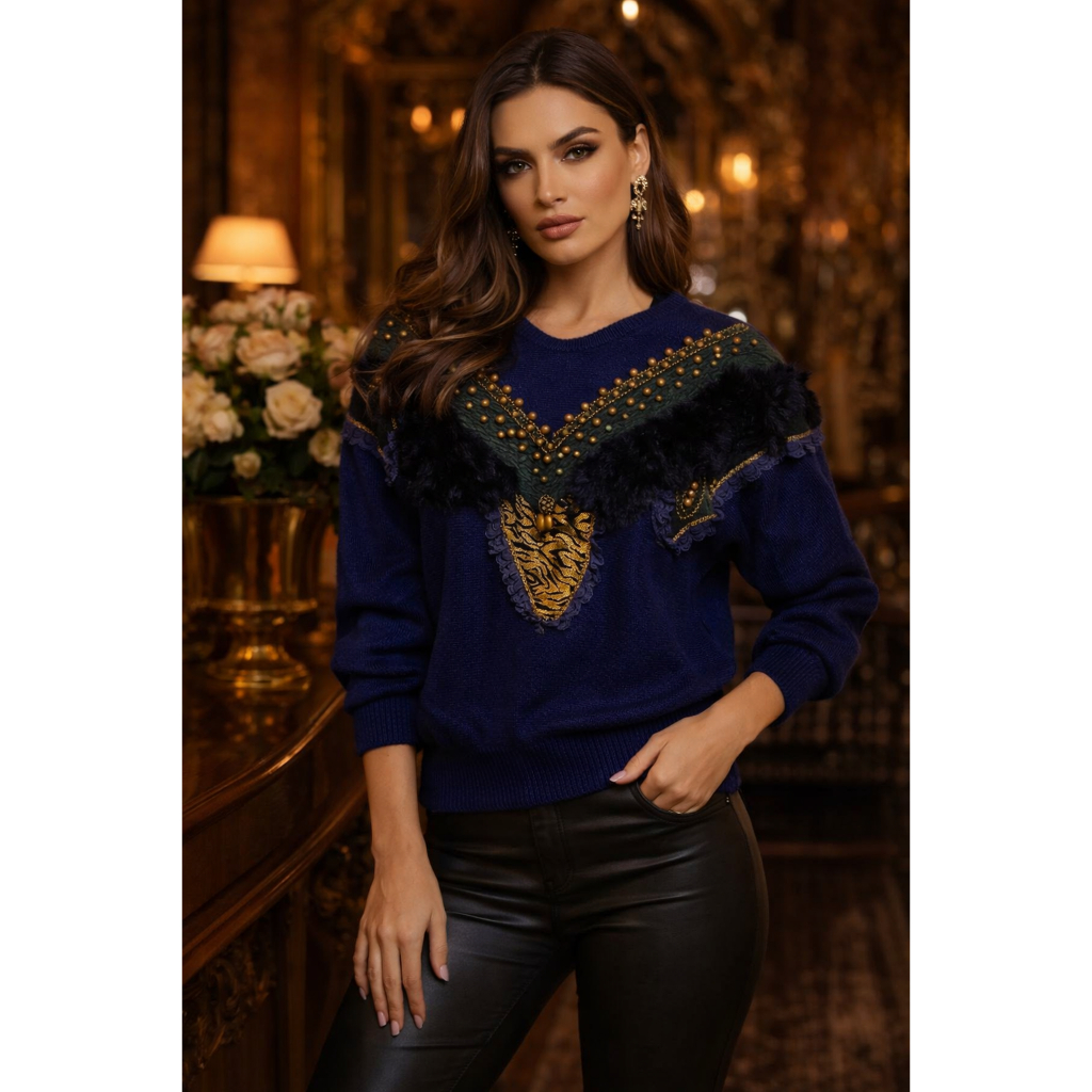 Blusa Feminina Azul Marinho Bordada com Detalhes em Pedraria | Tricot | Tam G Semi Nova Conservada Brechó