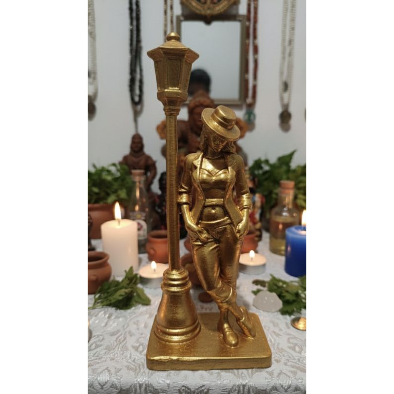 Imagem Maria navalha umbanda, em côr única (dourado)
