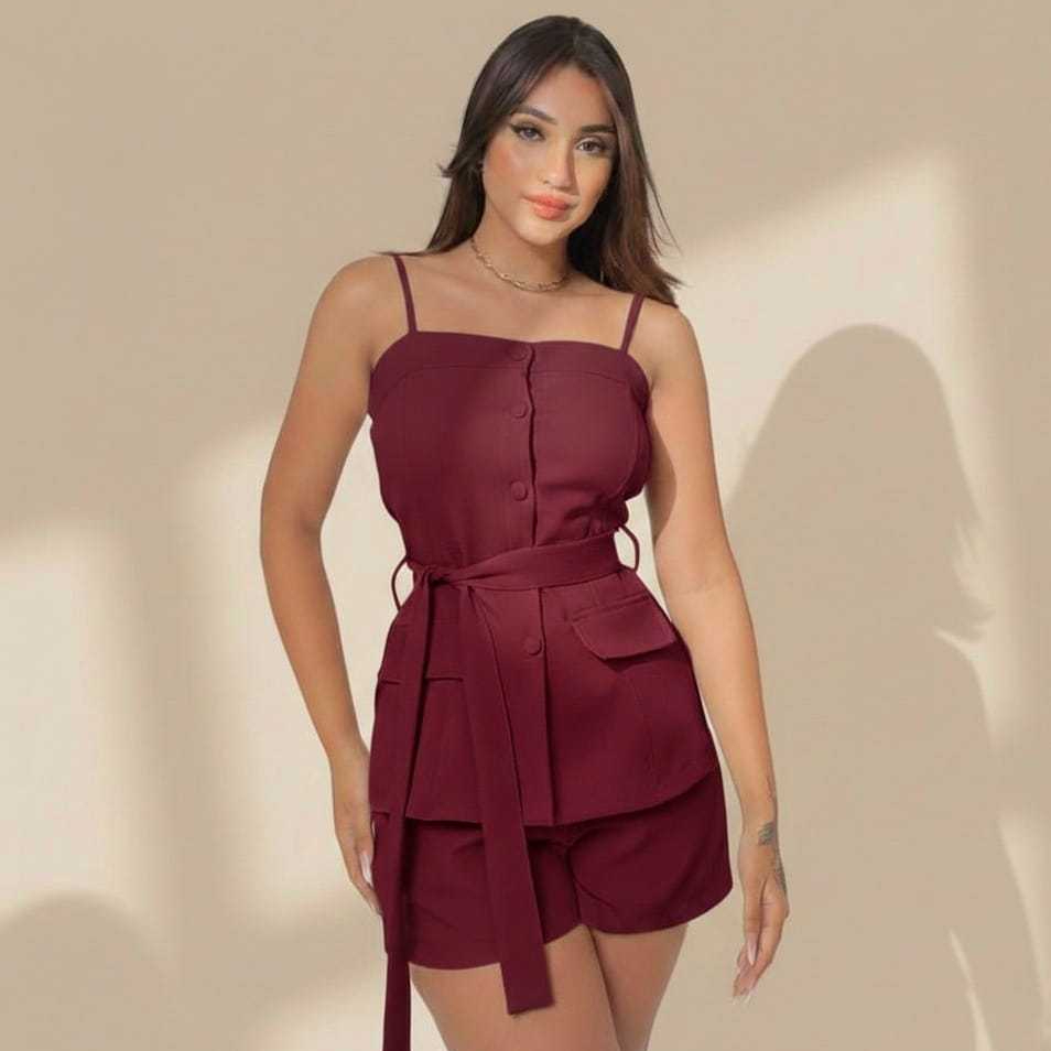 Conjunto Alfaiataria Feminino Colete Cropped e Short com Cinto Look Elegante versátil com bolsos fakes