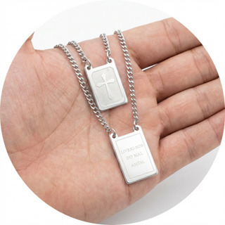 Escapulário Masculino Com Cruz E Placa Livrai-Nos Do Mal, Amém Aço Inox em Oferta na Shopee