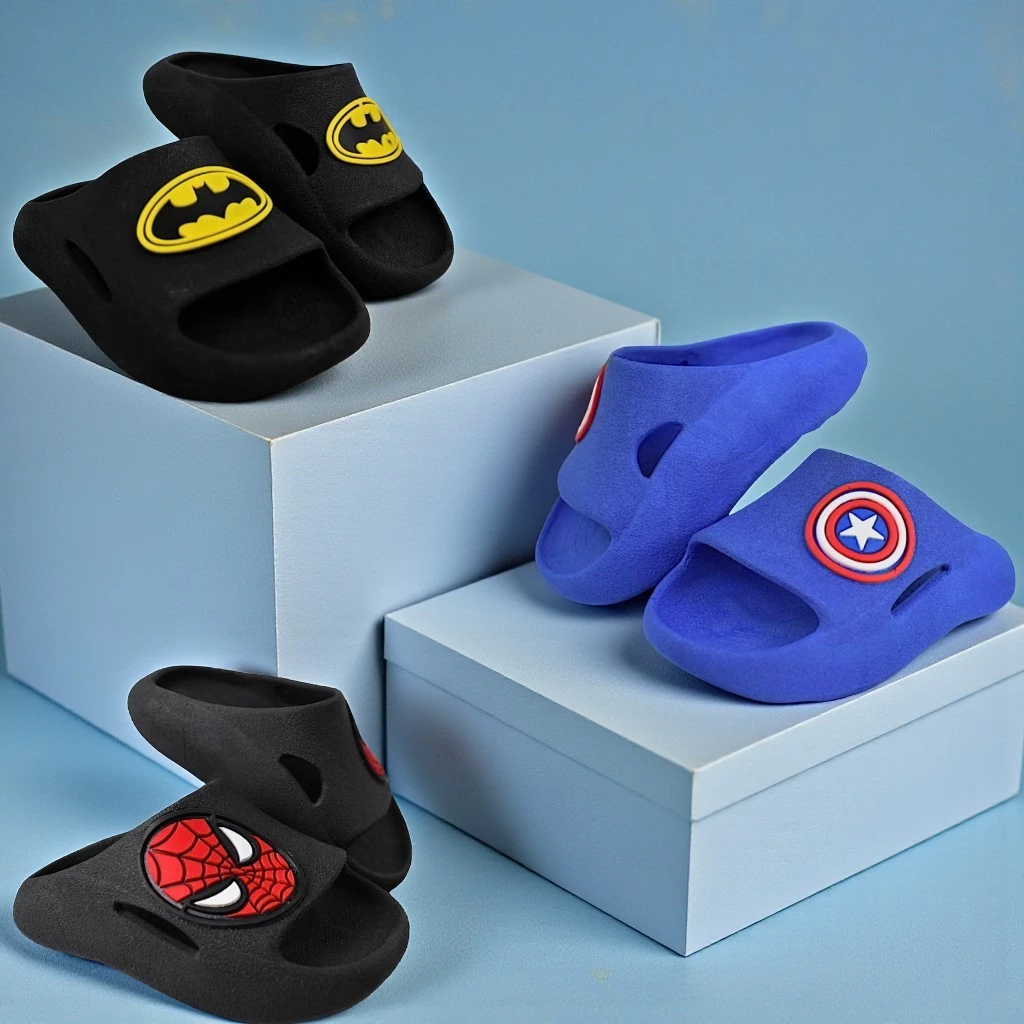 Chinelo Nuvem Slide Infantil Menino Super-Herói Leve e Macio — imagem 1