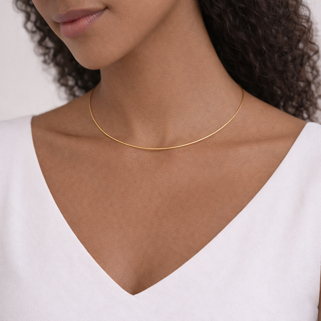 Colar Feminino Dourado Estilo Choker Básico Leve e Moderno Folheado a Ouro 18k