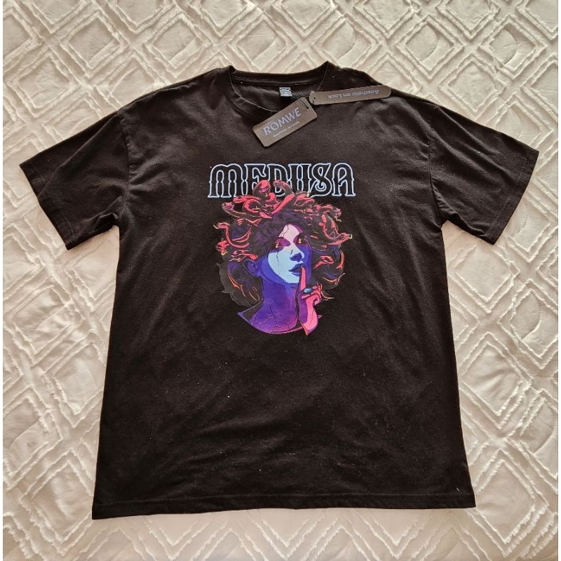 Blusa Camiseta preta oversized Nova
