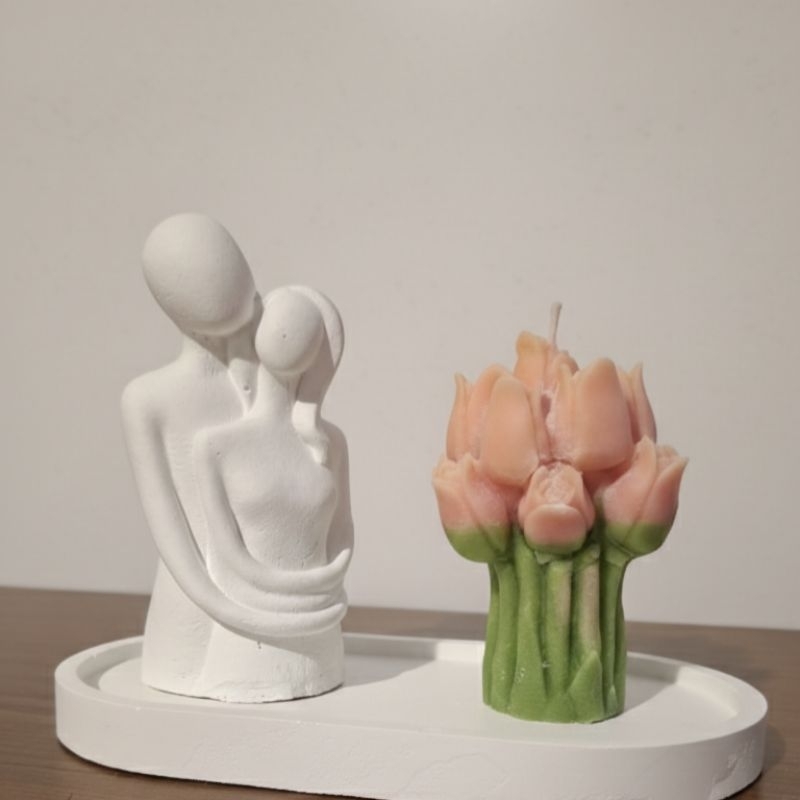 Kit Amor e flor Vela e escultura de gesso casal apaixonado 3 peças