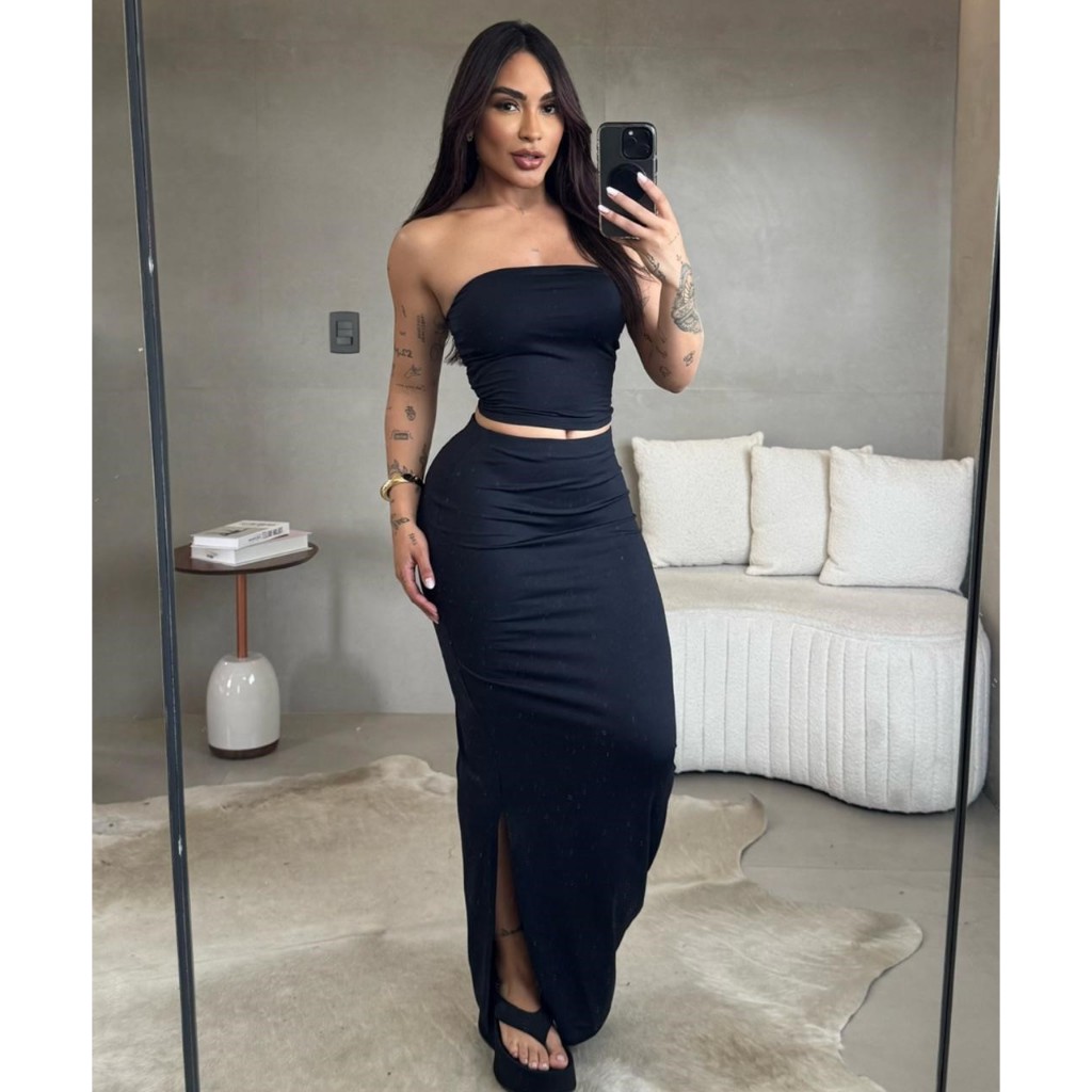 Conjunto Cropped Tomara que Caia + Saia Midi com Fenda em Suplex Feminino.