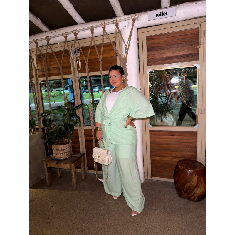 Conjunto Plus Size Casual Feminino Kimono e Calça Pantalona Elegante Moda Plus Size Confortável para festa trabalho