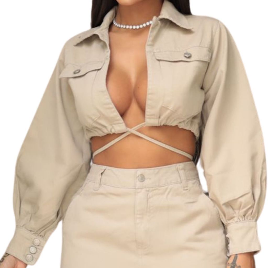 Jaqueta Jeans Feminina Cropped Color com Cordão Amarração Manga Longa Bolsos Varias Cores Algodão