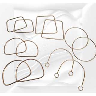 PAR ALÇA DE METAL PARA BOLSAS DOURADA em Oferta na Shopee