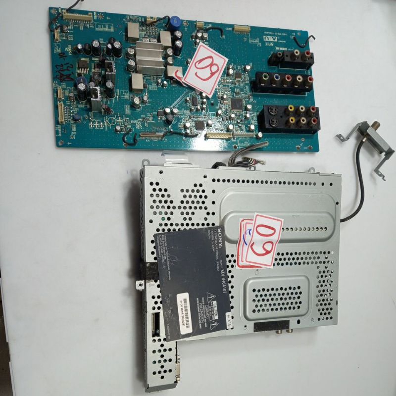 PLACA PRINCIPAL  1-886-978-23 p laca usada compatível com tv  sony  modelo klv-S40A10T