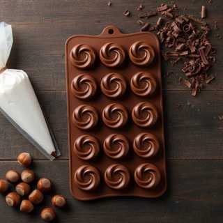 Forma de Silicone Marrom com 15 Cavidades de Rosas para Bombons e Doces Gourmet em Oferta na Shopee