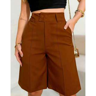 bermuda feminina Calças elegantes de comprimento médio com botões duplos e bolsos. em Oferta na Shopee