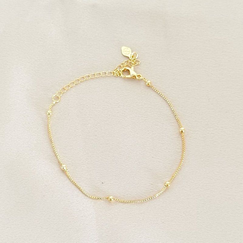 [ SEMI JOIA ] Pulseira Feminina Bolinhas Minimalista Delicada Banhado Ouro 18k Anti Alérgico em Oferta na Shopee