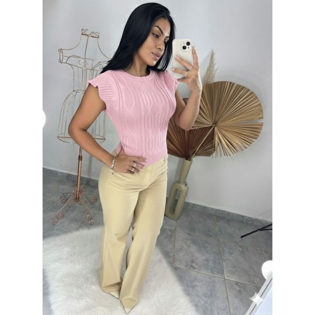 Blusinha Feminina Tricot Detalhes Manga Japonesa Gola Redonda Verão, Moderna, Versátil, Confortável