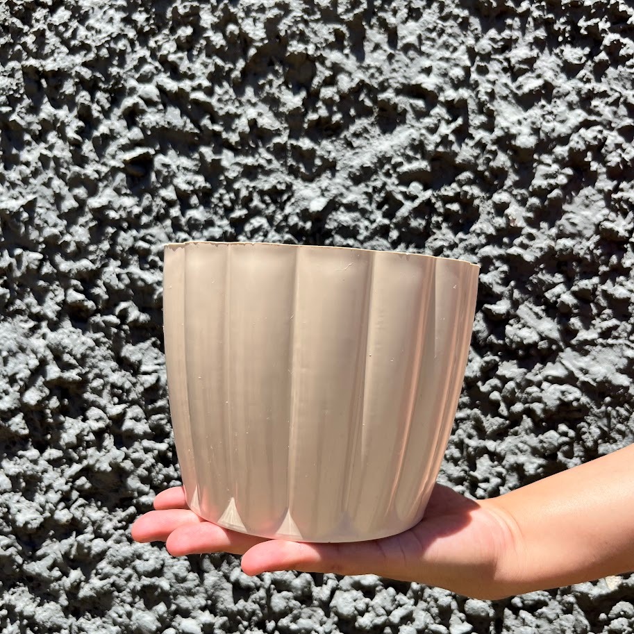 Vaso Cachepô Pequeno N3 Moderno Decorativo para Flores e Plantas Casa Sala Escritório Estilo Moranga em Oferta na Shopee