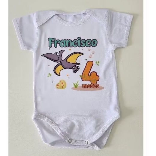 Body Mesversário Aniversário Dinossauro Aerodactylus  Personalizado com Nome e Mês (Idade)
