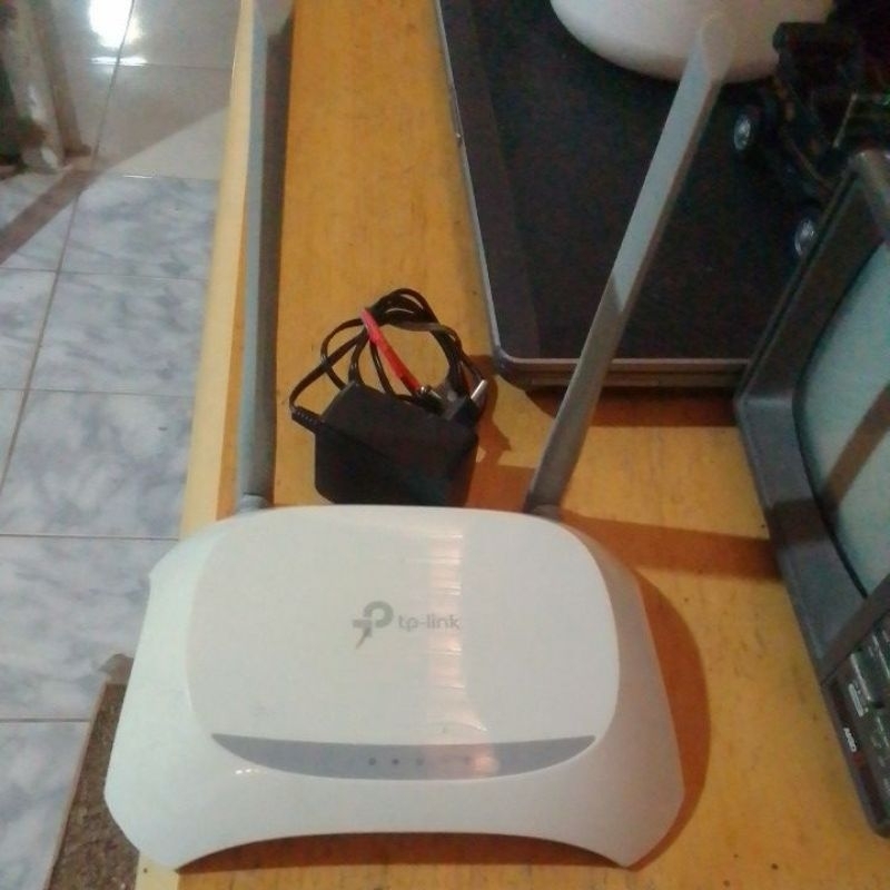 roteador  tplink wr 840n ( usado / sem fonte )