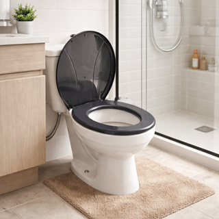 KIT ATÉ 2 ASSENTO SANITARIO PRETO E BRANCA C\ENCAIXE UNIVERSAL TAMPA VASO SANITARIO PLASTICO em Oferta na Shopee