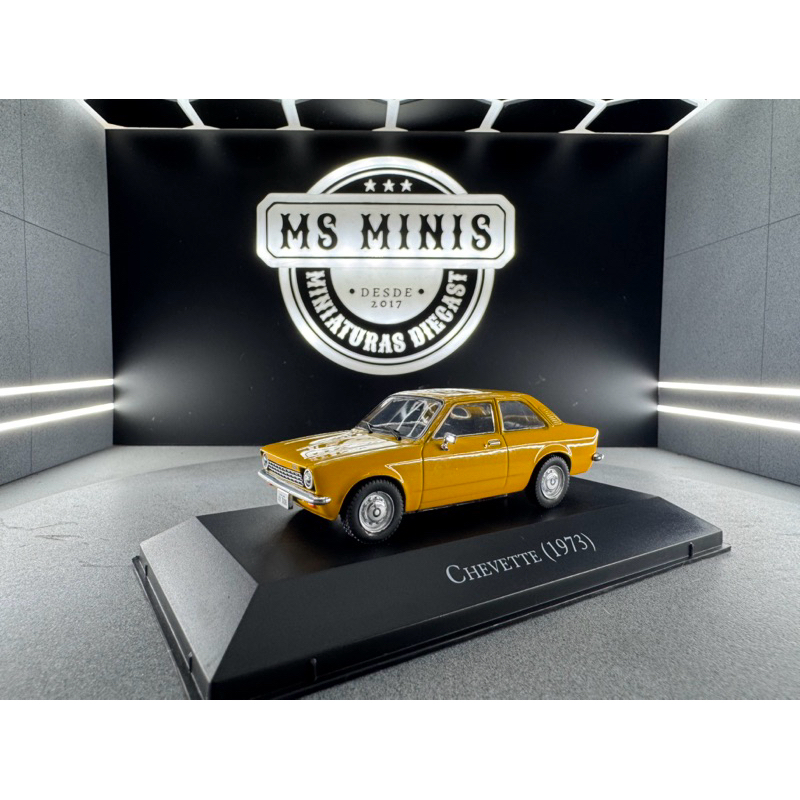 Miniatura Chevrolet Chevette 1973 Amarelo 1/43 Chevrolet Collection Série Ouro