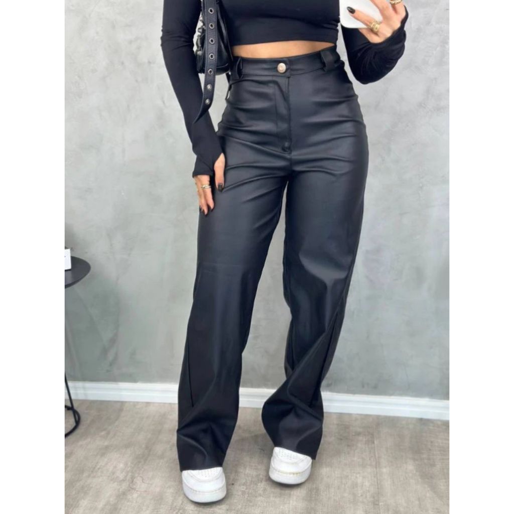 Calça Wide Leg Feminina Cintura Alta Couro Fake Preta Pantalona Retrô Moda Gringa Blogueira Balada