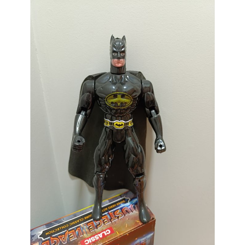Boneco Batman Articulado Grande/Herói - 30cm