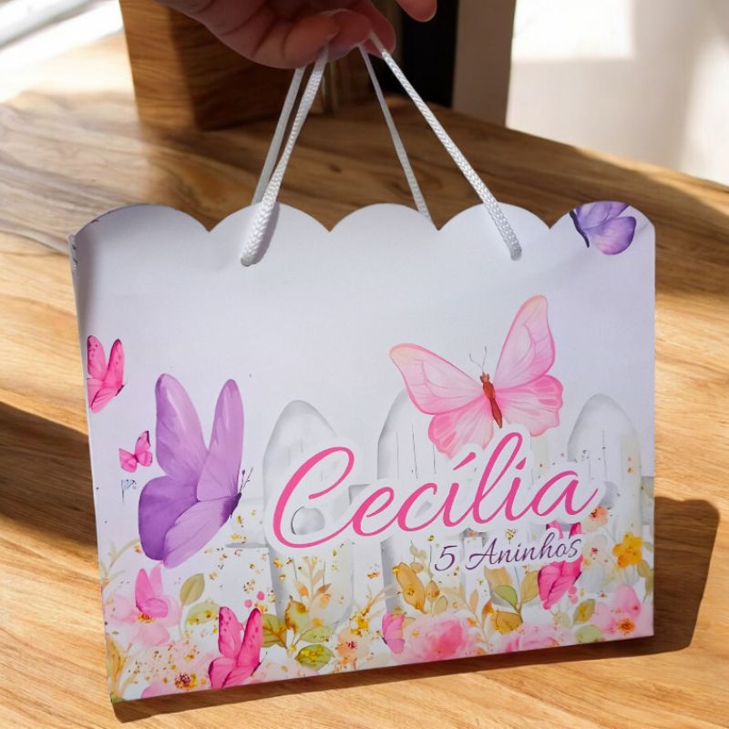 KITS de Sacolinhas Personalizadas Jardim das Borboletas (20x15x7cm) em Oferta na Shopee
