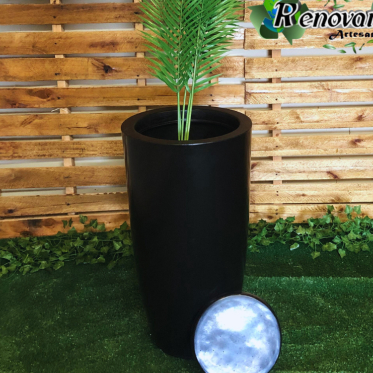 Vaso De Planta Coluna Lisa Polietileno n4 Ideal para Jardins Varandas e terraços
