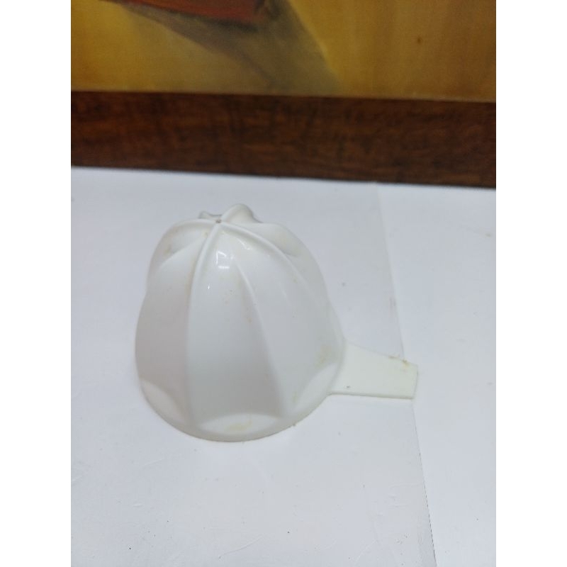 Carambola cone para espremedor eletrico Arno ( usado)