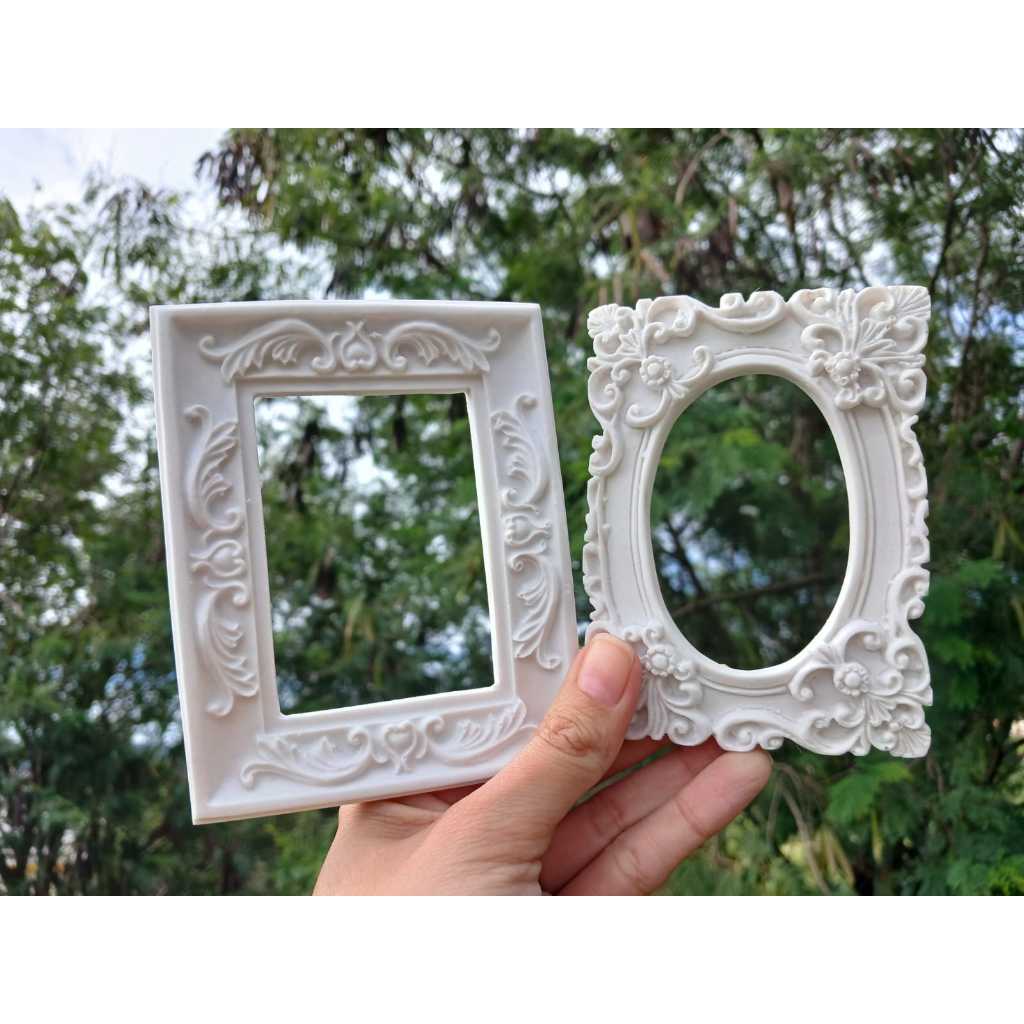 Kit 2 Mini Molduras Batizado  Lembrancinha Resina Sem Gancho em Oferta na Shopee