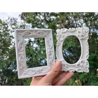 Kit 2 Mini Molduras Batizado  Lembrancinha Resina Sem Gancho em Oferta na Shopee