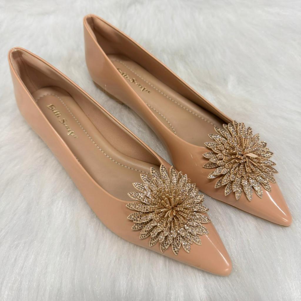 Sandália Sapatilha Feminina Verniz Confortável Flor Enfeite Premium Importado Lançamento