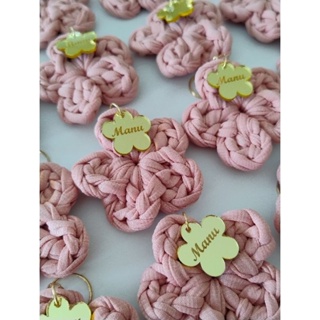 Chaveiros Flor com TAG de acrílico personalizado para lembrancinhas em Oferta na Shopee