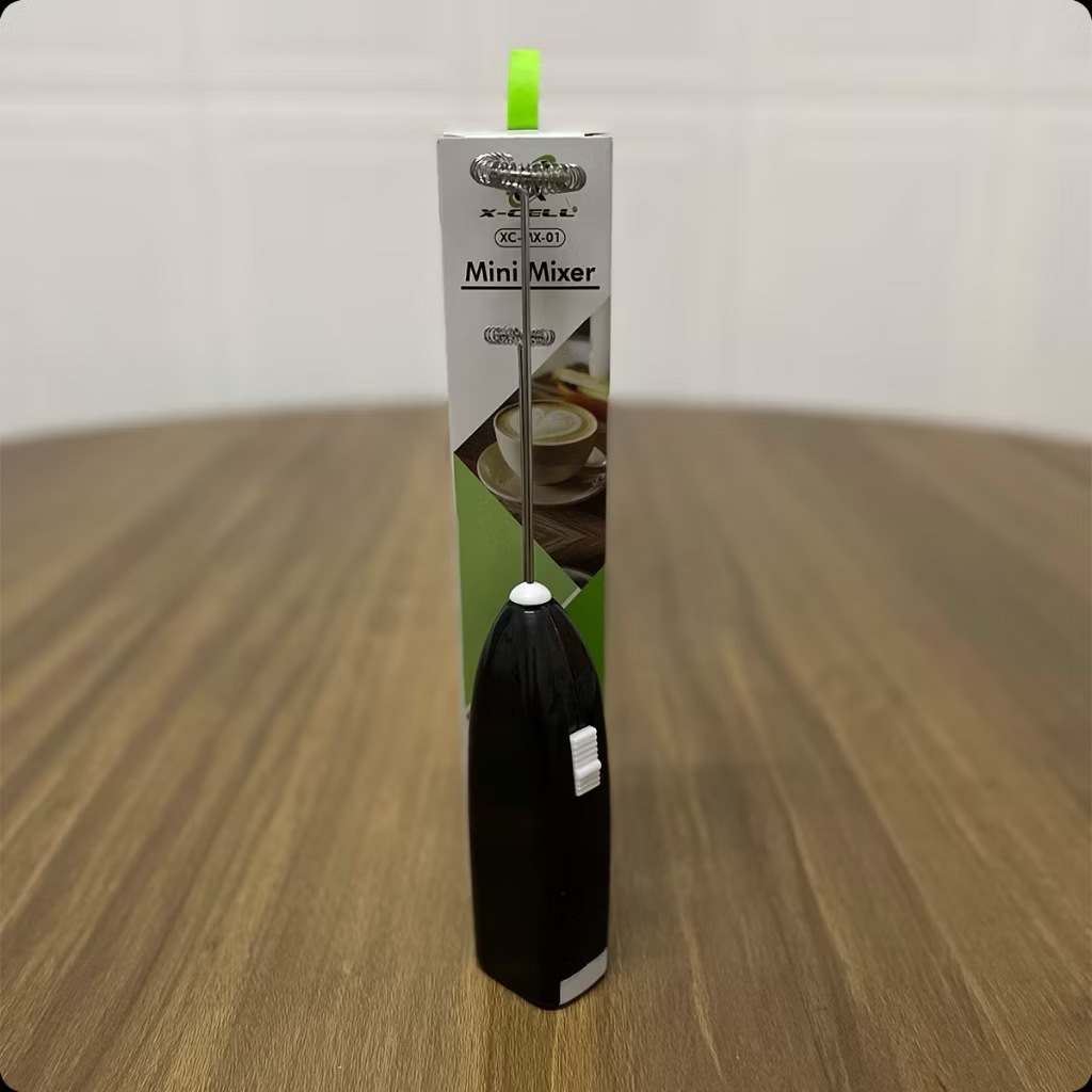 Mini Mixer Misturador de Bebidas Portátil a Pilha Batedor Misturador