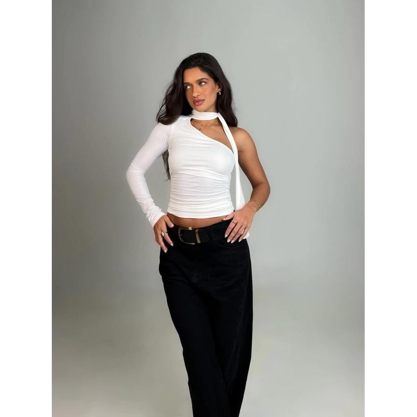 Blusa feminina drapeada com manga moda gringa estilosa laço pescoço chocker