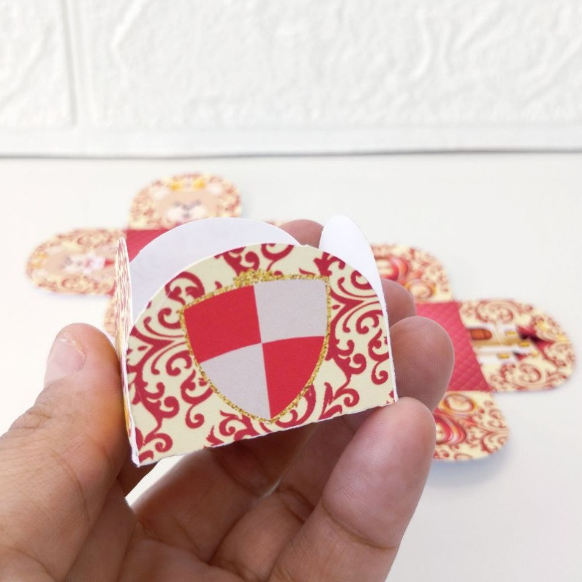 Forminha de Doces URSINHO REALEZA VERMELHO Personalizada no Tema /Lembrancinha de Festa /Aniversário