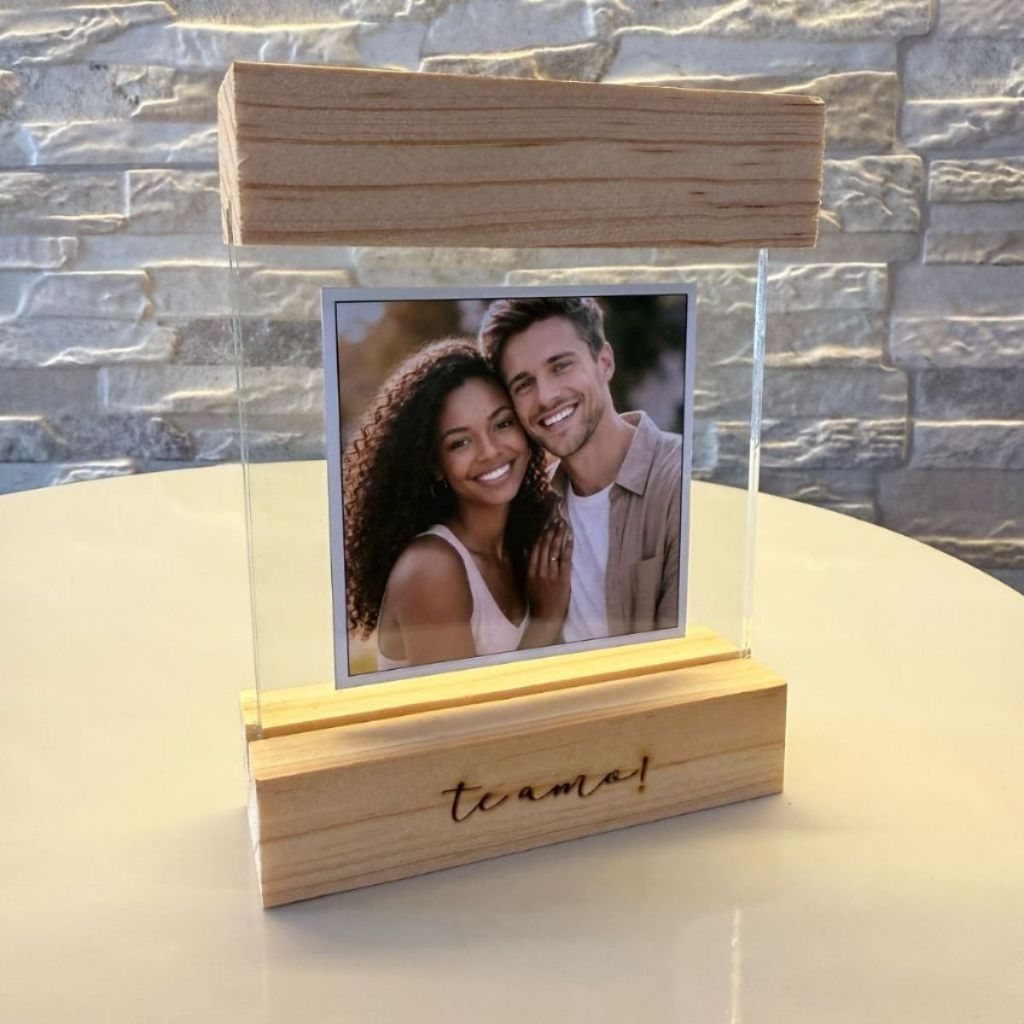 Porta Retrato Te Amo Decoração Base Madeira Vidro Enfeite Personalizável Sala Estar Jantar