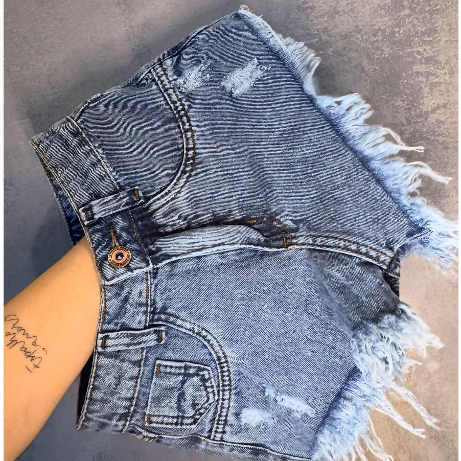Short Jeans Feminino Cintura Alta Barra Desfiada Sem Lycra Blogueira