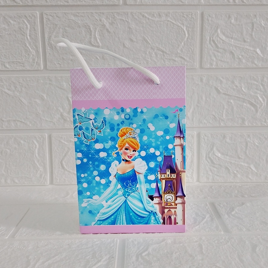 10/20/30 Sacolinhas Personalizadas CINDERELA PEGUE E MONTE/ Brinde, Lembrancinha com alça/ Festa Infantil