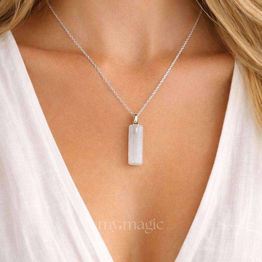 Pingente Selenita Branca Natural em Prata 925 ou Folheado a Ouro - Limpeza e Proteção em Oferta na Shopee