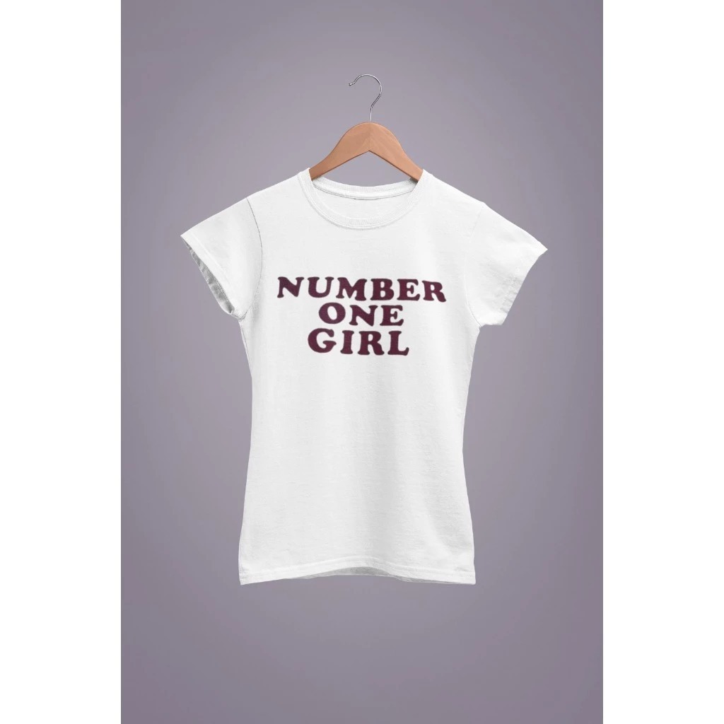Baby Tee Y2K Feminina Estampa Number One Girl Conforto Elástico Versátil para Primavera/Verão/Outono