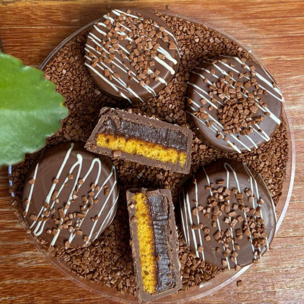 Forma Especial Pao De Mel Chocolate 3 Parte Bwb Forminha Semi Profissional Bolo Trufado Bombom — imagem 2 de 2