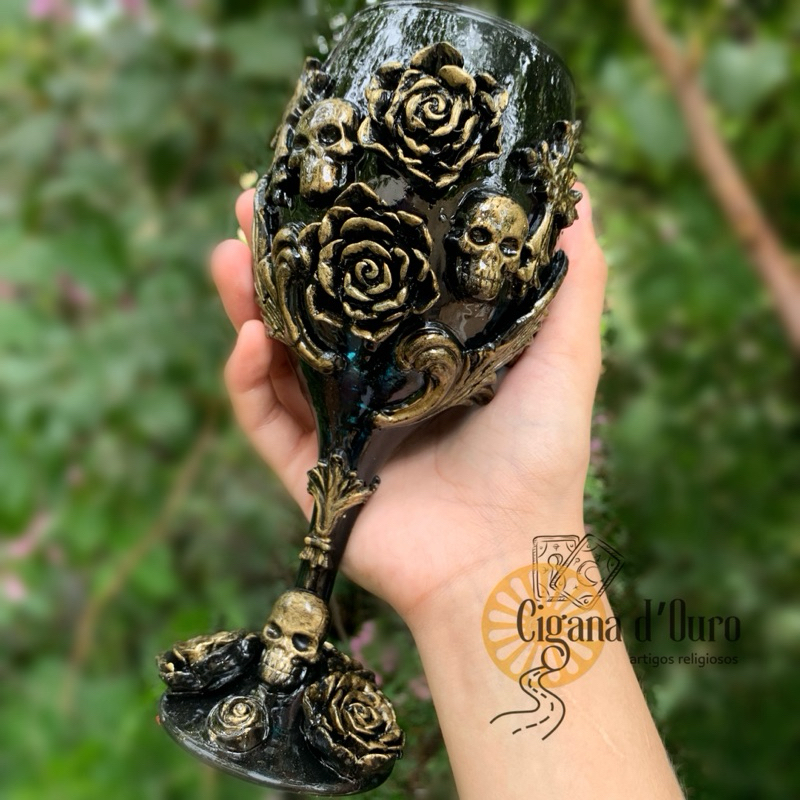 taça e ofertador pomba gira do cemitério caveira rosa caveira encruzilhada caixão tridente preto e dourado umbanda