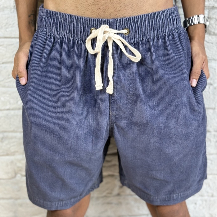 Bermuda/short masculina veludo cotelê casual/elástico na cintura e 2 bolsos frontais e bolso embutido