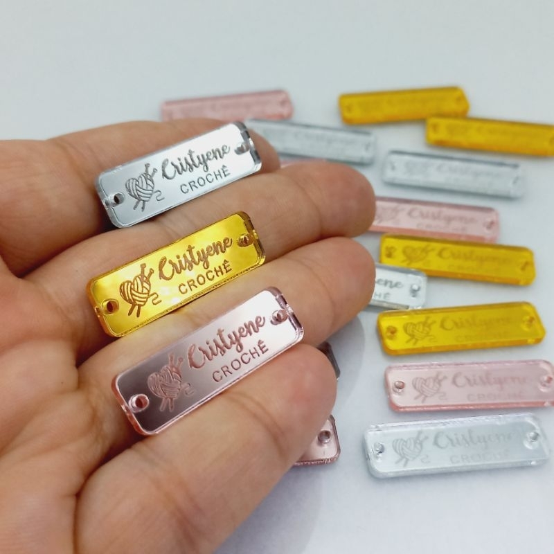 Tag Acrílica Retangular Personalizada 3x1,2cm Espelhada para Crochê, lembranças e artesanato em Oferta na Shopee