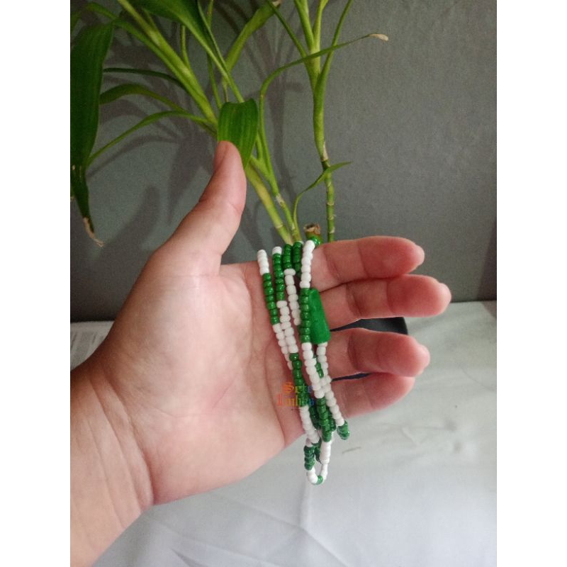 Guia/fio proteção cabloco Oxóssi umbanda/candomblé verde e branco