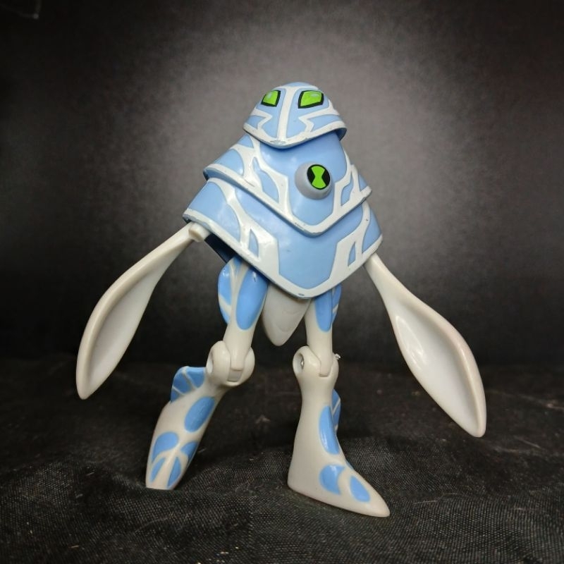 Raro Boneco Ben 10 Ultimate Alien Anfíbio Original - Bandai
